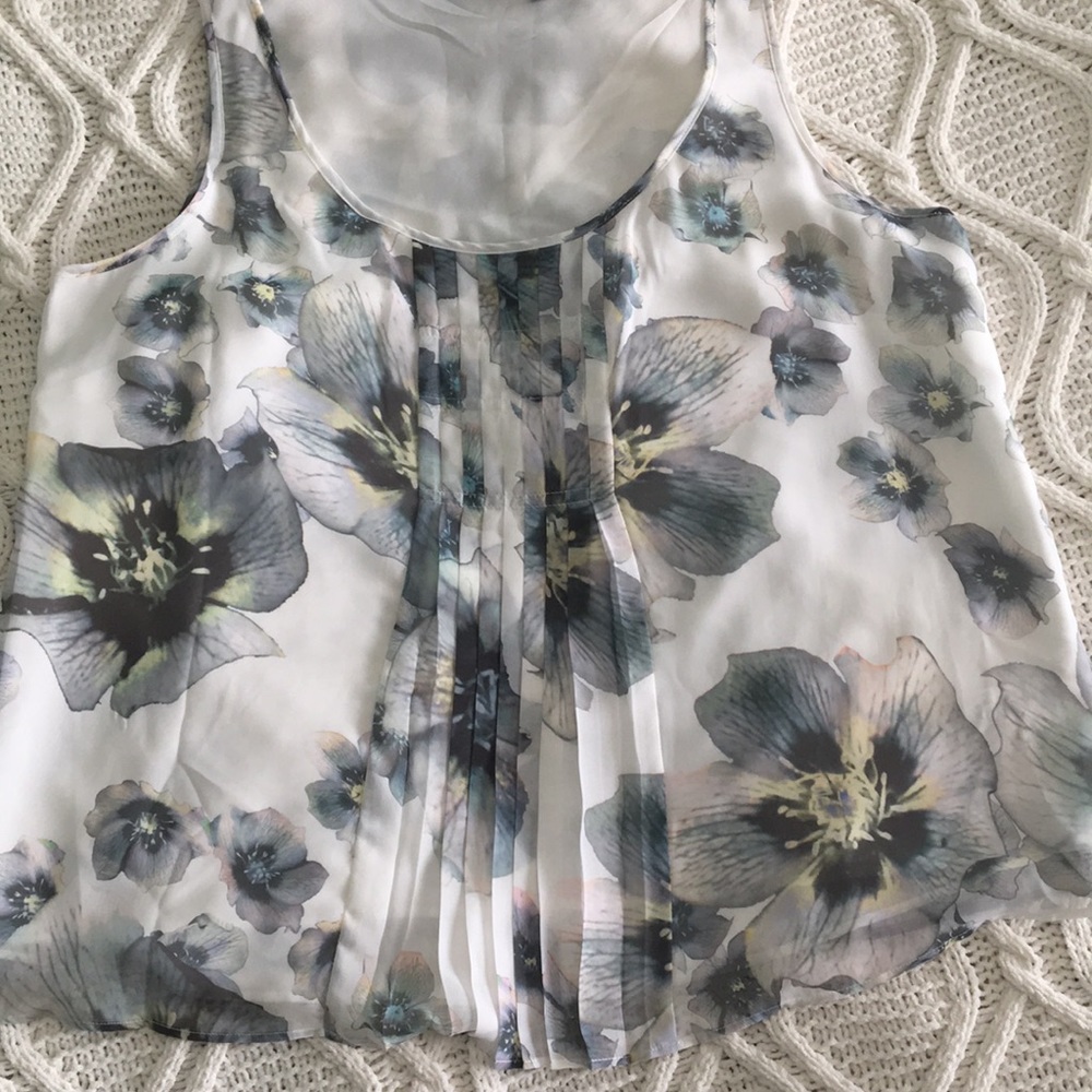 DKNY Jeans floral flared sleeveless top